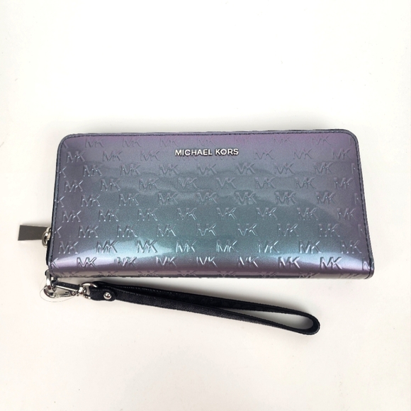 Michael Kors Jet Set Wristlet Wallet Travel Wallet New Authentic - Picture 1 of 6
